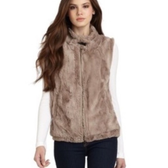 Sanctuary Faux Fur Taupe Vest - Picture 2 of 12